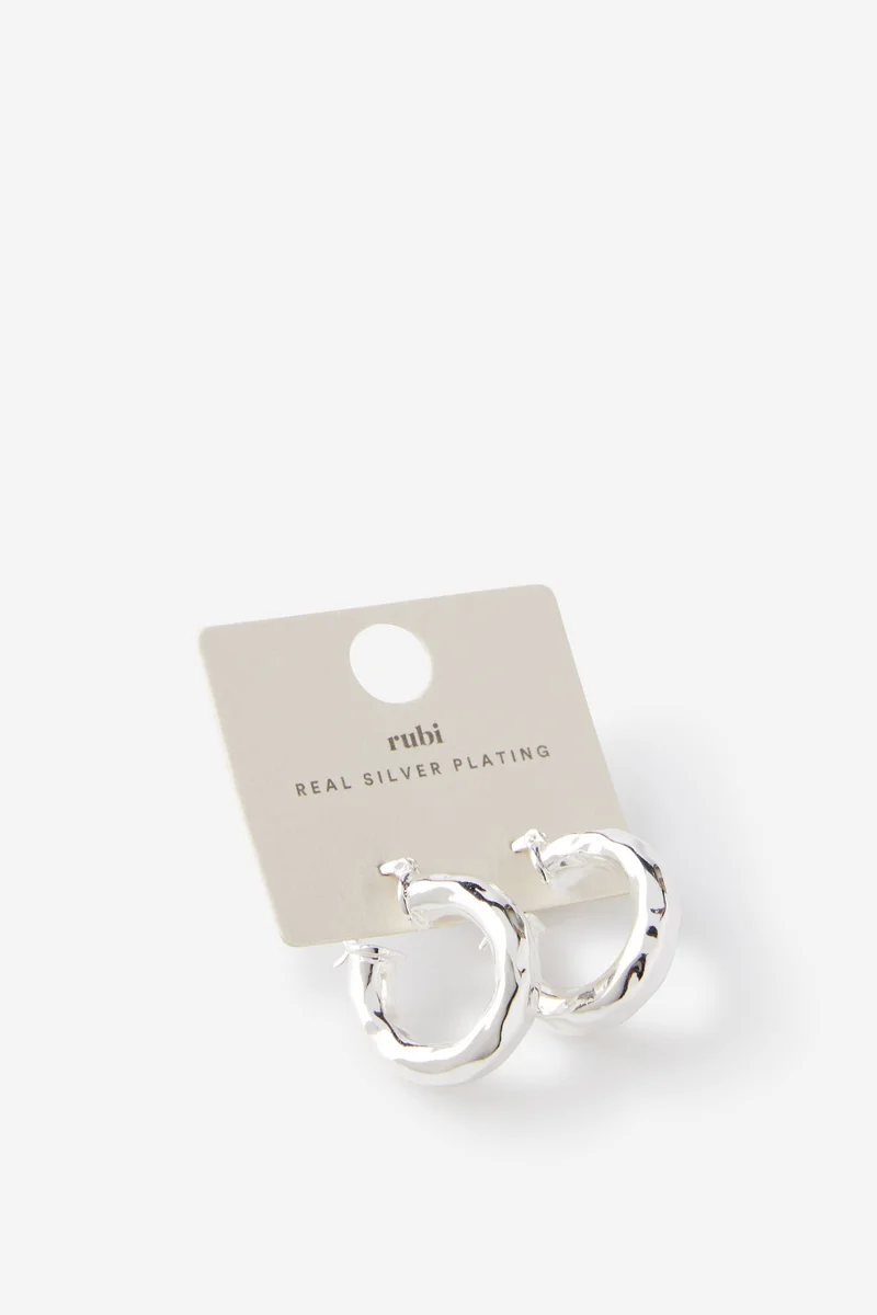 روبي Mid Hoop Earring